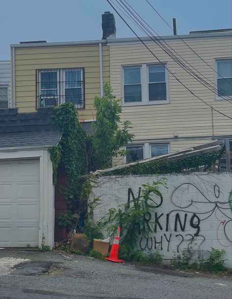 Just a picture from around the neighborhood. #garage #aesthetic Hood Neighborhood Aesthetic, Poor Neighborhood Aesthetic, Florida Nostalgia, Dear Martin, Garage Aesthetic, Landscape References, Suburban Neighborhood, Old Neighborhood, Southern Florida