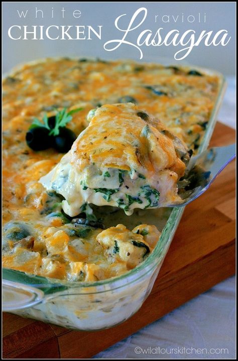 White Chicken Ravioli Lasagna - Wildflour's Cottage Kitchen Lasagna Cook Time, Ravioli Lasagne, Chicken Ravioli, Casserole Ideas, Big Chicken, White Lasagna, Ravioli Lasagna, Italian Bistro, Recipes Savory