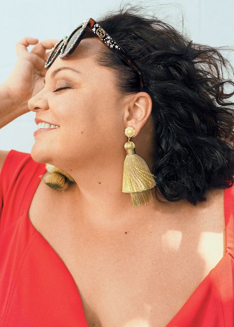 Keala Settle - on accepting yourself, and what she does to take care of her own skin Dressing Your Truth Type 3, Keala Settle, Energy Types, Accepting Yourself, Character Faces, Dressing Your Truth, Carol Tuttle, The Greatest Showman, Pop Bands