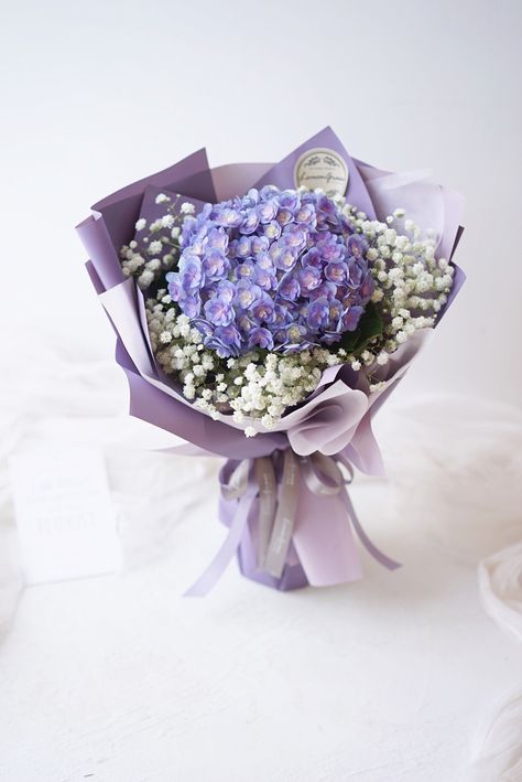 Purple Hydrangea Flower Arrangements, Hydrangea Bouquet Aesthetic, Purple Hydrangea Bouquet, Luxury Flower Bouquets, Hydrangea Bouquet, Purple Bouquet, Flower Gift Ideas, Flower Boutique, Hydrangea Purple