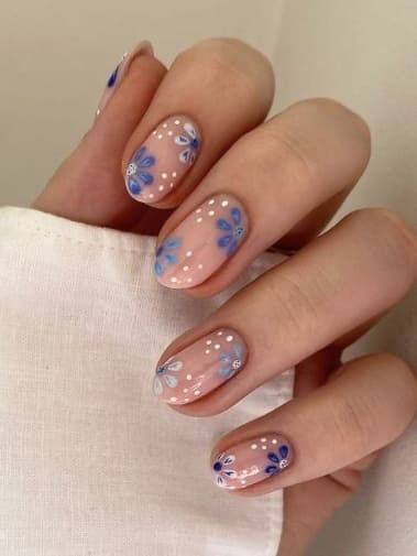 Coral Nails With Design, Coral Nail, Short Pink Nails, Cherry Nail, Trendy Manicure, Beach Nail Designs, Beach Nail, Mauve Nails, August Nails