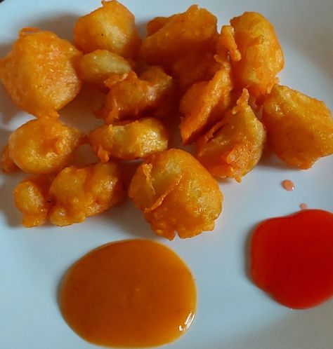 A snack that one can have anytime Viazi Karai, Breakfast Ideas, Snacks, Fruit, Canning, Quick Saves