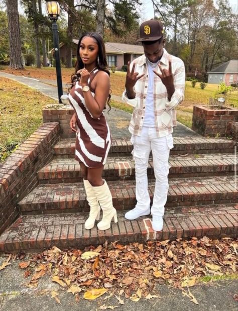 #fallfashion #brown #white #plaid #hisandhers #couplesoutfitideas #cutecouple Thanksgiving Outfits, Cute Couple Outfits, Matching Couple Outfits, Brown Outfit, Teenager Outfits, Couple Outfits, Casual Black, Summer Fashion Outfits, Teenage Fashion Outfits