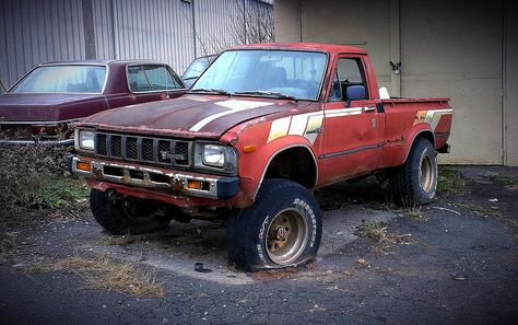 Forgotten fun ! | Flickr - Photo Sharing! Toyota Trucks 4x4, Toyota Pickup 4x4, Pick Up 4x4, Tonka Trucks, Tonka Truck, Pick Up Truck, Toyota 4x4, Toyota Pickup, Toyota Trucks