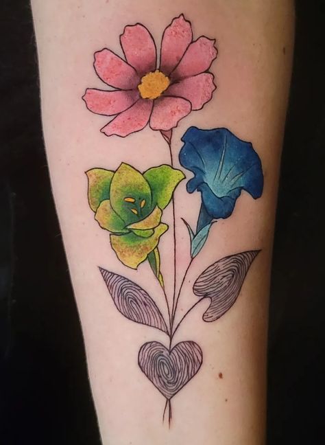 Birth Flower Bouquet Tattoo, Illustrative Tattoos, Flower Bouquet Tattoo, Birth Flower Bouquet, Mama Tried, Bouquet Tattoo, Tattoo Placement Ideas, Three Flowers, Floral Tattoos