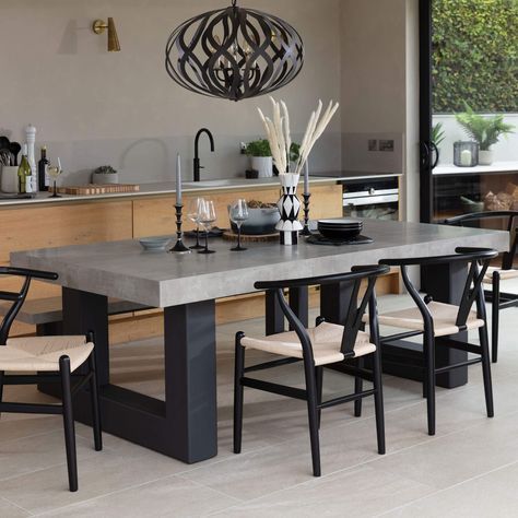 Cement Dining Table And Chairs, Large Concrete Dining Table, Black And Grey Dining Table, Concrete Dining Table Styling, Concrete Dining Table And Chairs, Omakase Design, Dining Table Legs Ideas, Concrete Dinning Table, Concrete Dining Room Table