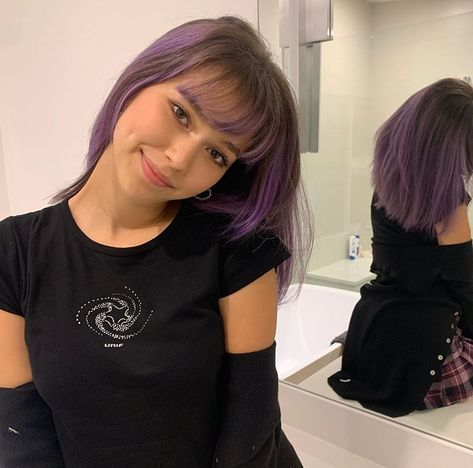 Lavender Hair Streak, Short Purple Hair, Girl With Purple Hair, Corpse Husband, Plum Hair, Hair Streaks, Hairstyle Inspo, Lavender Hair, Fun Hair