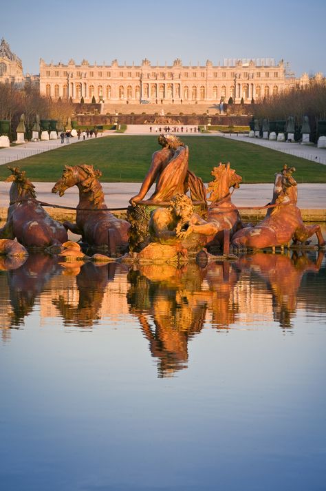 Chateau Versailles, Palace Of Versailles, Chateau France, Paris Travel, Marie Antoinette, France Travel, Places Around The World, Versailles, Wonderful Places