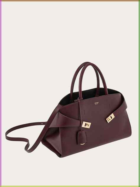 Classic Handbags Designer, Ferragamo Hug Bag, Chelsea Boots With Jeans, Girls Chelsea Boots, Handbag Business, Modern Handbag, Boot Outfits, Stylish School Bags, Salvatore Ferragamo Bags