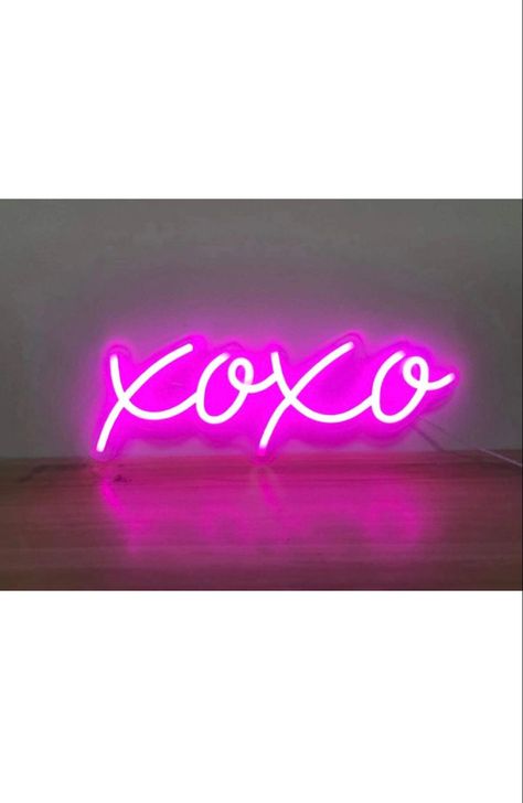 the cutest most simplistic sign for ypur kitchen or bedroom! I love turning mine on when watching a movie to set the mood Xoxo Sign, Wine Cart, Marquee Sign, Light Up Signs, Neon Light Signs, Hello Gorgeous, Lighted Signs, Bar Signs, House Party