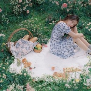 Red Velvet Joy Hello Teaser Photos 2 (HD/HQ) – K-Pop Database / dbkpop.com Comeback Pictures, Park Joy, Kpop Comeback, Redvelvet Kpop, Joy Instagram, Joy Rv, Park Sooyoung, Women Artists, Kpop Group