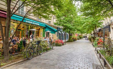 Le Marais district, Paris, France Paris Bucket List, Walkable City, Marais Paris, Paris Itinerary, Paris Tours, Cities In Europe, Visit Paris, Most Beautiful Cities, Urban Planning