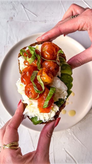 Avocado Toast With Mozzarella, Avocado Toast Balsamic Glaze, Toast With Mozzarella And Tomato, Avocado Mozzarella Tomato Grilled Cheese, Avocado Toast With Egg And Tomato, Tomato Mozzarella, Avocado Tomato, Balanced Meals, Easy Lunch Recipes