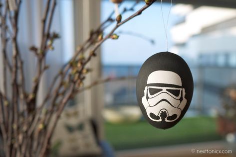 Star Wars Stormtrooper Easter Egg from Next to Nicx | We found a printable stencil to make it Star Wars Easter Eggs, Egg Tree, Stencils Printables, Easter Egg Designs, Star Wars Stormtrooper, Storm Trooper, Egg Designs, Egg Art, Easter Egg Decorating