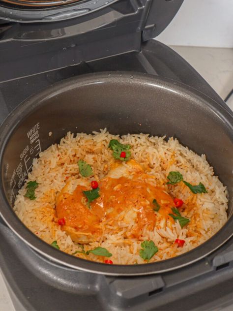 One Pot Coconut Curry Chicken and Rice - Cook With Dana Rice Cooker Recipes Chicken, Curry Chicken And Rice, Savory Rice, Rice Cooker Recipes, Curry Rice, Coconut Curry Chicken, Chicken And Rice, Fair Food Recipes, Coconut Curry