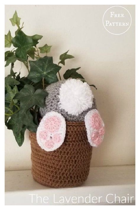 Crochet Flower Pots Free Pattern, Easter Plants, Wall Hanging Decorations, Crochet Holiday, Hanging Plant Wall, Plant Pot Covers, Plants Wall, Easter Crochet Patterns, Easter Bonnet