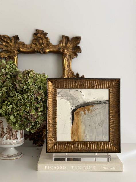 Plaster Frame On Wall, Gold Frame Living Room, Art In Gold Frame, Gold Framed Art, French Style Homes, Antique Paint, Framed Fabric, Inspiration Wall, Art Accessories