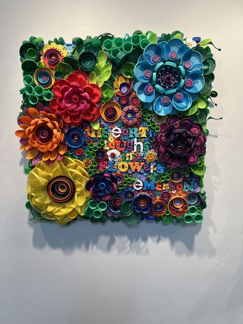 Garbage Art, Art From Recycled Materials, Bottle Flowers, Plastic Bottle Flowers, Diy Crafts For Kids Easy, Recycled Art, Plastic Bottle, Diy Crafts For Kids, Art School