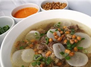 Soto Bandung, Indonesian Cuisine, Beef Soup, Food Blogs, Indonesian Food, Fun Cooking, Traditional Food, Street Food, Food Blog