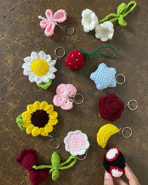 Cutesy bag charms 🥹⭐️🌸🍓🖤   🏷️ #crochet #crochetbag #crochetbags #crochetideas #crocheteveryday #crochetinspiration #fypシ #fyp #aesthetic #craft #coquette Crochet Purse Charms, Bag Charms Crochet, Bag Charm Crochet, Crochet Charms, Crochet Bag Charm, Aesthetic Craft, Crochet Jewlery, Fyp Aesthetic, Pretty Shoes Sneakers