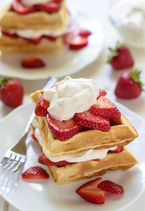 Strawberry Shortcake Waffles with Maple Whipped Cream Maple Whipped Cream, Strawberry Waffles, Breakfast Lovers, Sweet Sauce, Waffle Recipes, Pancakes And Waffles, Waffle Maker, How To Make Breakfast, Strawberry Shortcake