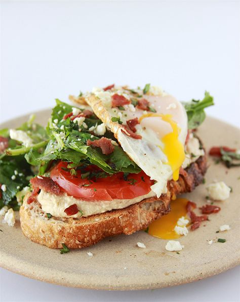 Hummus, Tomato, Feta with Egg Toast will power you through the day! www.cookingwithruthie.com Egg Toast Breakfast, Breakfast Ideas Healthy Clean Eating, Avocado Toast Egg, Healthy Brunch, Breakfast Salad, Sliced Turkey, Will Power, Breakfast Toast, Egg Toast