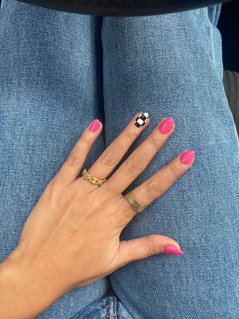 #nails #pink #checkered Pink Nails With Checkered, Pink Nails With Checkered Accent, Retro Pink Nails, Hot Pink And Checkered Nails, Pink And Checkered Nails, Simple Checkered Nails, Checkered Pink Nails, Spring Nails Checkered, Pink And Orange Checkered Nails