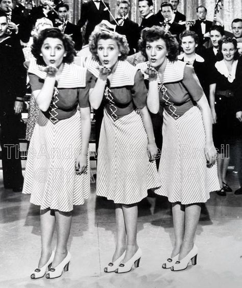 Andrew Sisters, The Andrews Sisters, Andrews Sisters, Shall We Dance, Louis Armstrong, 1930s Fashion, Vintage Tv, Vintage Hairstyles, Classic Hollywood