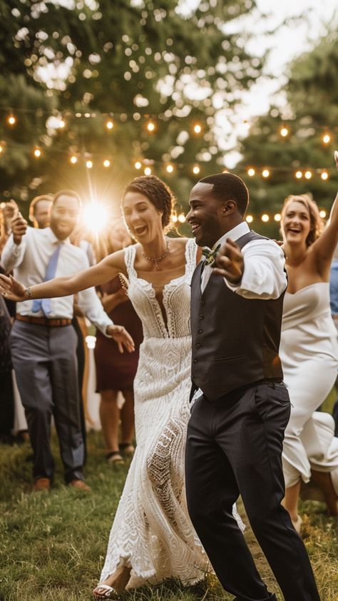 couple and cheering guests doing the wedding line dance Line Dance Songs, Cotton Eyed Joe, Harlem Shake, Throwback Songs, Hip Hop Songs, Country Line Dancing, Group Dance, Wedding Reception Fun, Wedding Playlist