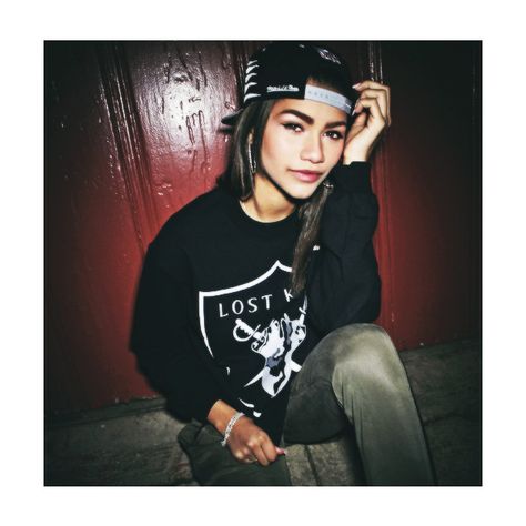 Last.fm ❤ liked on Polyvore featuring zendaya, girls and people Backwards Hat Outfit, Stem Lesbian Style, Stem Lesbian, Backwards Hat, Lesbian Fashion, Zendaya Style, Zendaya Coleman, Last Fm, Girl Swag