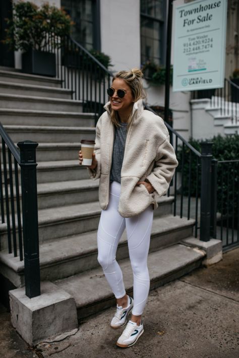 New Mum Outfits Autumn, Cool Weather Athleisure, Upscale Athleisure Outfits, Fall Athleisure Outfits 2022, Athleisure Outfits Summer 2023, Women’s Athleisure Outfits, Athleisure 2024, Classy Athleisure Outfits, Winter Workout Outfit