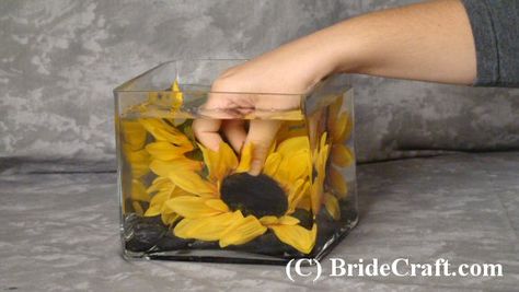 sunflower wedding - DIY sunflower centerpieces! Diy Sunflower Centerpieces, Diy Sunflower, Fairy Tail Wedding, Sunflower Centerpieces, Sunflower Decor, Marrying My Best Friend, Sunflower Wedding, Future Wedding Ideas, Wedding Pins