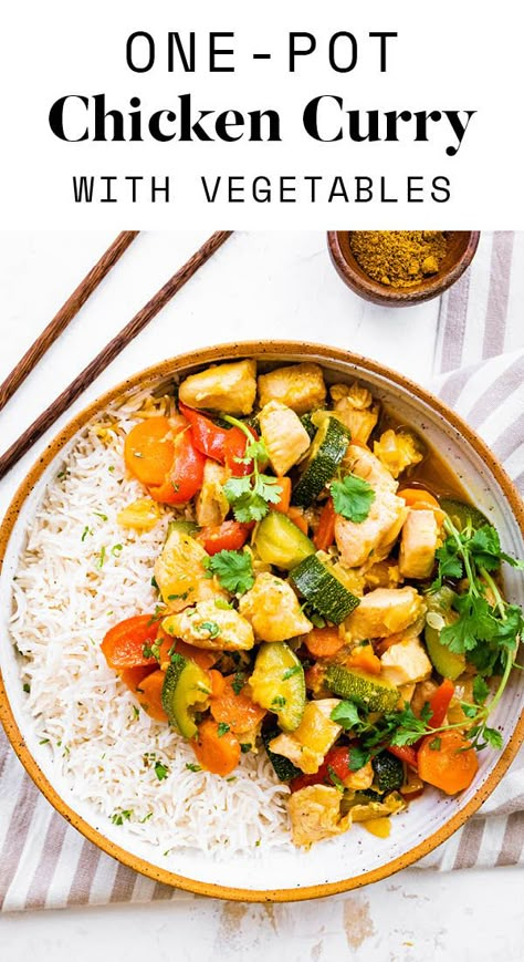 Chicken Curry With Vegetables Chicken Curry Recipe With Vegetables, Chicken Curry With Vegetables, Chicken And Vegetable Curry, Chicken Vegetable Curry, Chicken With Onions, Savory Dinner Recipes, Curry With Vegetables, Healthy Chicken Curry, Quick Chicken Curry