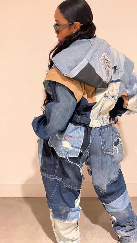 Reconstructed Fashion, Patchwork Jeans Outfit, Reconstructed Clothing, Weird Style, Patchwork Ideas, Unusual Clothes, Funny Fashion, Quirky Fashion, Patchwork Denim