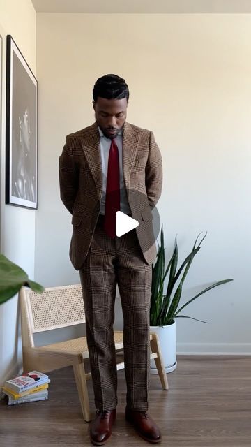 Cartier on Instagram: "Spring is arriving so that mean it’s time to switch out the Fall/Winter fabrics of your suits. This is my last wear of this Wool Suit until Fall 2024. Im actually excited to bring out linen again. 

I’m thinking of a pastel or seer sucker linen double breasted suit. Idk yet we will see what @indochino and I cook up. 

Need those Linen Suit , Wine Vineyard and White Wine Vibes all 2024 .. you know something LIGHT ! 

What yall think about this fit ? 

@indochino Tailored Suit 
@indochino Tailored Shirt 
@beckettsimonon  Whole Cut Valencias
@brooksbrothers Tie 

#mensstyle #mensfashion #suit #suitstyle #springfashion" Winter Tailored Single Button Suit, Brown Linen Business Suits, Brown Single-breasted Winter Suits, Wine Vibes, Single-breasted Linen Suits For Tailoring, Brown Single-breasted Wool Suit, Seer Sucker, Tailored Suit, Linen Suit