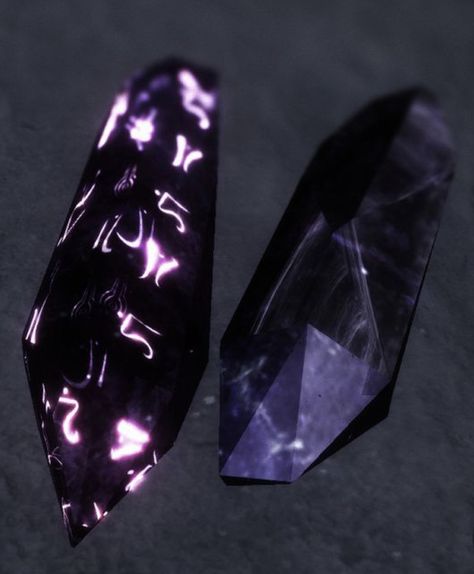 Skyrim Nexus Mods, Yennefer Of Vengerberg, Magic Stones, Fantasy Props, Magical Jewelry, Magic Art, Arte Fantasy, 판타지 아트, Purple Crystals