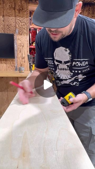 Owen Burkholder on Instagram: "Tape measure, hack….#viral #didyouknow #hack #tips #tricks #tools #construction #build #woodworking" Frames Diy, Carpentry Diy, Diy Picture Frames, November 2, Wood Creations, Tool Hacks, Wood Picture, Wood Picture Frames, Drywall