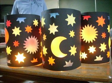 hand made lanterns in Germany ready for the Laternenlauf (lantern walk) in honour of St Martin Making Lanterns, Lantern Crafts, Lantern Craft, Diy Lampe, Lantern Ideas, Diwali Craft, Ramadan Crafts, Diy Lanterns, St Martin