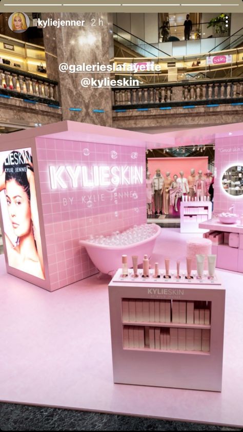 Pink Retro Wallpaper, Launch Event Ideas, Event Booth Design, Debut Ideas, Studio Marketing, Corporate Event Design, Kylie Skin, Neon Box, Store Design Boutique