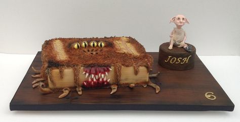 Book Of Monsters Cake, Harry Potter Monster Book, Monsters Cake, Monster Birthday Cakes, Book Of Monsters, 3d Monster, Monster Book, Harry Potter Food, Book Cake