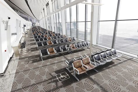 Kusch+Co furnished the waiting area “Tea Garden” in the international airport in Beijing with the benches of the series 8000 (Design by Studio F. A. Porsche). The premium, genuine leather upholstery, the purist, vigorous design language as well as the blue and brown color scheme underline the benches’ excellent comfort. Blue And Brown Color Scheme, Studio F, Brown Color Schemes, Building Maintenance, Garden Design Layout, Garden Design Plans, Waiting Area, Tea Garden, Blue And Brown