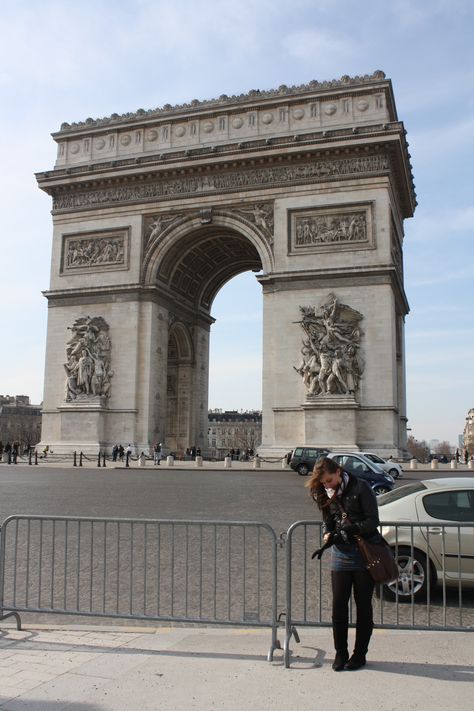 #Paris #France #Beauty Mont Marte Paris, Paris September, Beautiful Paris, Paris France, Backpacking, Places Ive Been, Places To See, Places To Go, Louvre