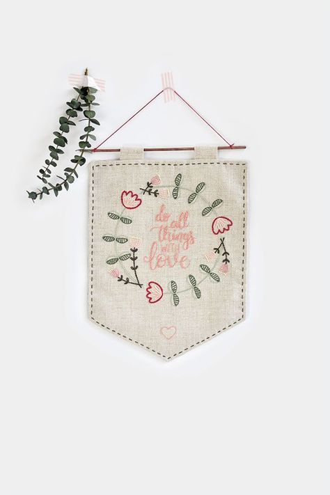 Valentines Day Craft Ideas, Valentines Day Craft, Valentines Embroidery Designs, Banner Shapes, Valentine Embroidery, Valentine Banner, Lazy Daisy Stitch, Mollie Makes, Valentine Crafts For Kids