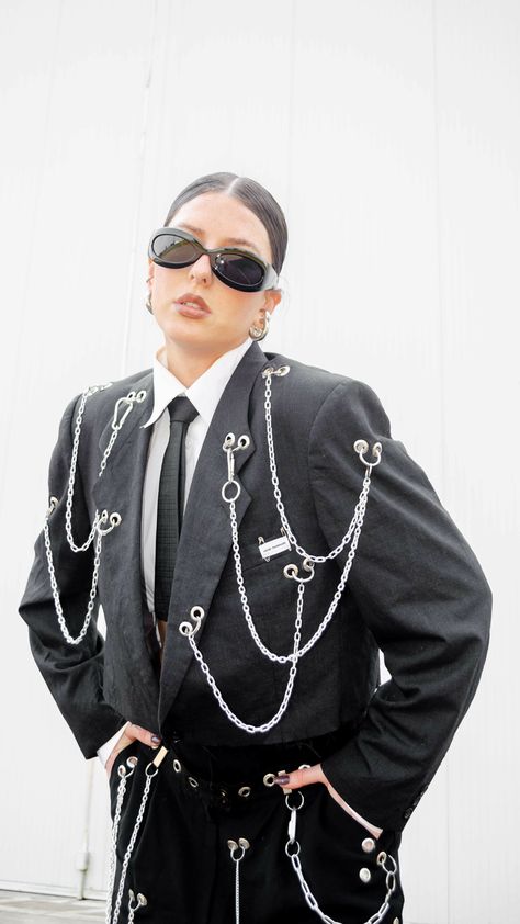 Safety Pin Blazer, Alt Suit, Blazer With Chains, Custom Blazer, Reworked Clothes, Ropa Upcycling, Black White Outfit, Concept Clothing, Street Fashion Men Streetwear