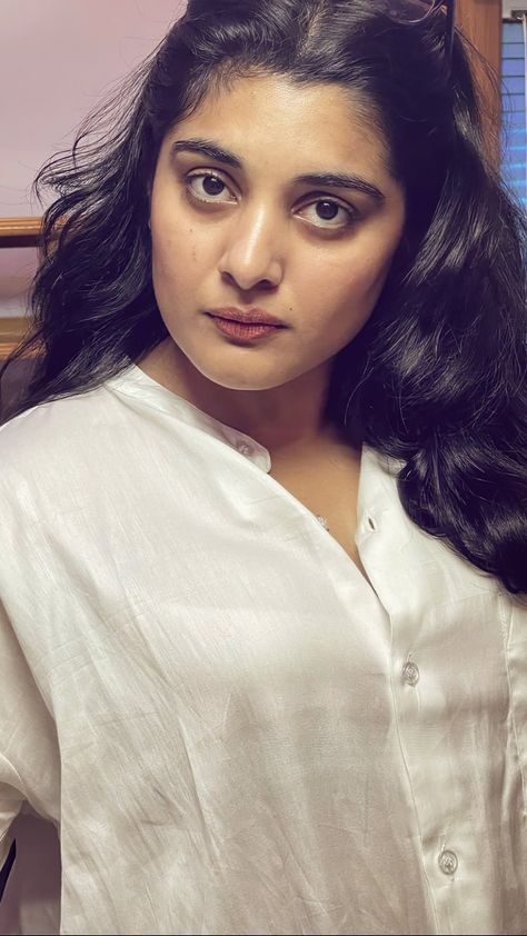 Niveda Thomas, Nivedha Thomas, Nivetha Thomas, Aishwarya Rai Photo, Mexican Women, Baby Faces, Beauty Face Women, Young Actresses, South Actress