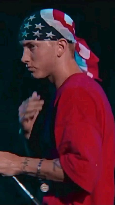 Eminem My Salsa, Eminem Videos, 2pac Videos, Eminem Songs, Eminem Photos, Eminem Rap, Eminem Slim Shady, The Real Slim Shady, Rapper Outfits