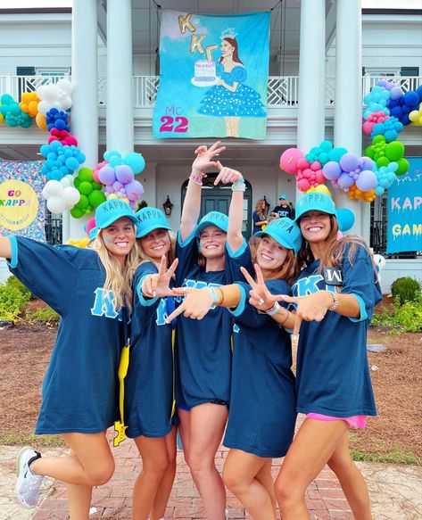 Kkg Bid Day Themes, Bud Day Themes Sorority, Party Like Its Your Bid Day, Birthday Bid Day, 21st Outfits, Preppy Sorority, Rush Themes, Philanthropy Events, Sorority Poses