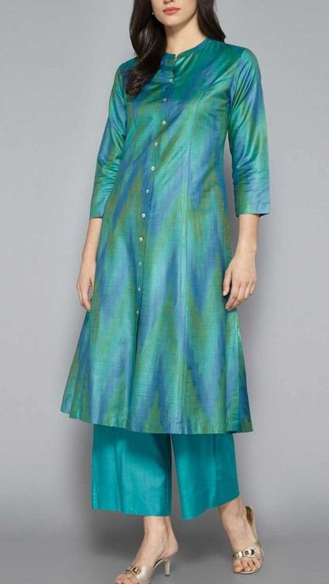 decent and simple casual dresses #lawncollection2022 #pakistani #indian #kurtaplazo #summerdresses #summerdressdesigningideas2022 #summerdresses #dressdesign #simpledress /casualdressforsmmer Kurti Palazzo Designs Latest, Silk Saree Kurti Designs Latest, Long Kurti With Pants, A Shape Kurti Designs, Straight Pants With Kurti, Pant Models, Straight Kurti Designs, Kurti Long, Palazzo Kurti