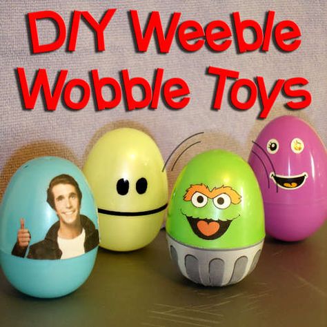 Weeble Wobble toys from plastic Easter eggs. Super easy! Heinz 57, Plastic Easter Eggs, Operation Christmas Child, Plastic Eggs, Roly Poly, Arcade Machine, Egg Decorating, Retro Toys, Make It Work