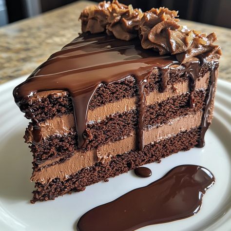 Chocolate Cake Chocolate Surprise Cake, 2 Layer 6 Inch Chocolate Cake Recipe, 6 Inch Chocolate Cake Recipe, Kahlua Chocolate Cake, Chocolate Cake Aesthetic, Chocolate Covered Cake, Chocolate Cake Birthday, Layered Chocolate Cake, Chocolate Cake With Chocolate Frosting